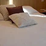 The Originals City, Chantecler, 3*