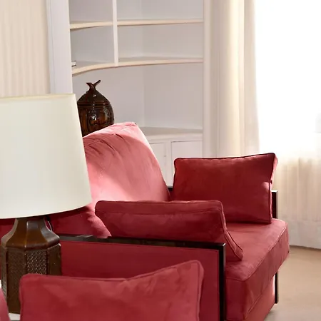 The Originals City, Chantecler, Szálloda