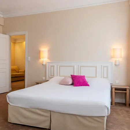 The Originals City, Chantecler, 호텔 3*