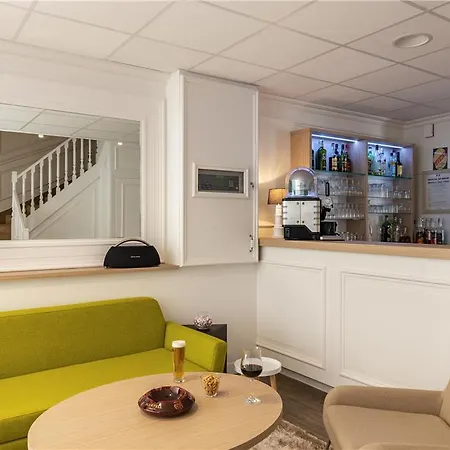 The Originals City, Chantecler, Отель