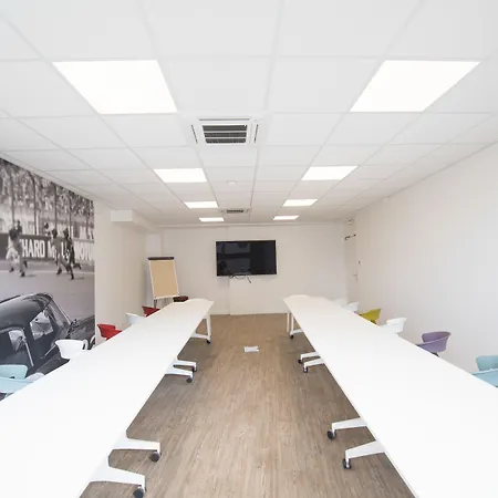 Отель The Originals City, Chantecler,