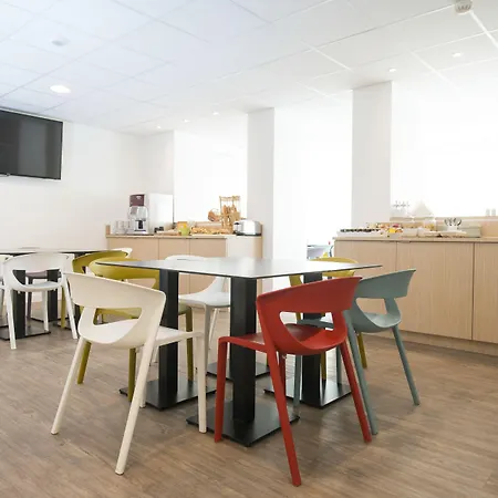 Szálloda The Originals City, Chantecler,