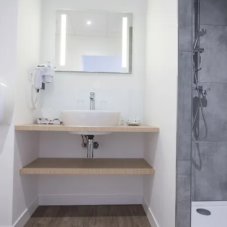 The Originals City, Chantecler, Отель