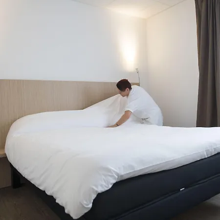 The Originals City, Chantecler, 호텔 르망