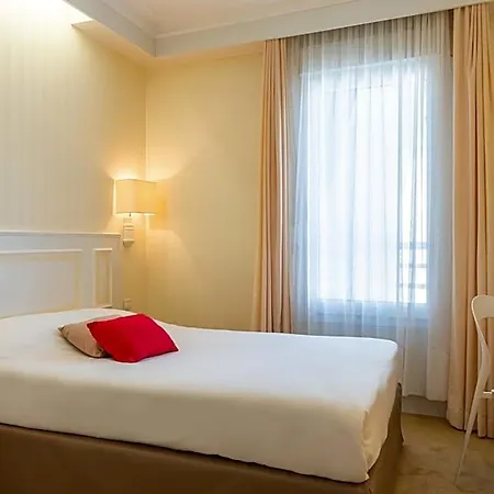 The Originals City, Chantecler, 3* לה מאנש