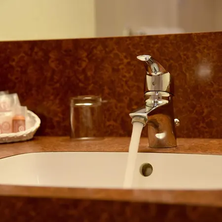 The Originals City, Chantecler, Отель