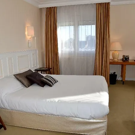 The Originals City, Chantecler, Отель