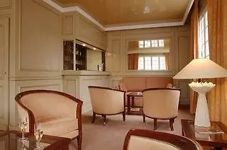 The Originals City, Chantecler, Hotell Le Mans