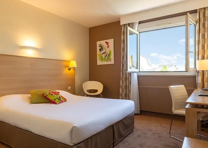 The Originals City, Chantecler,