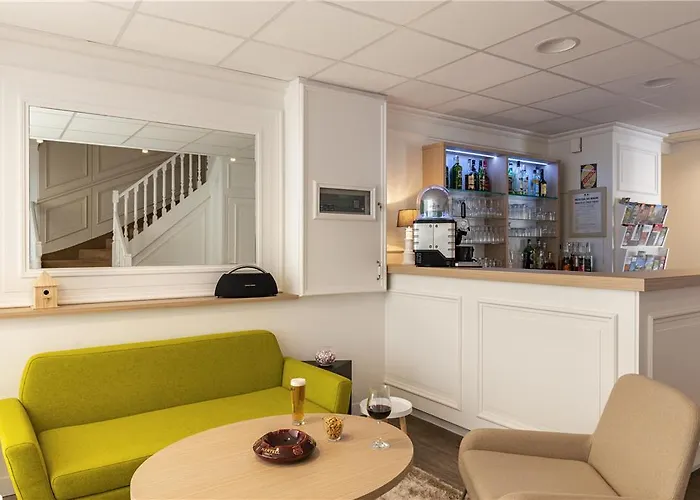 The Originals City, Chantecler, Hotel