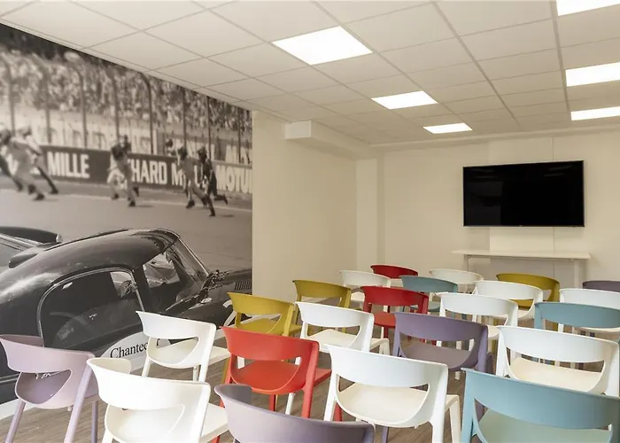 Hotel The Originals City, Chantecler,