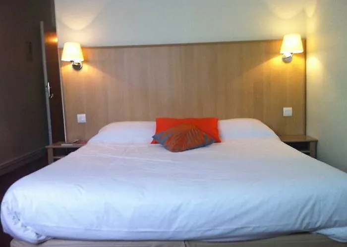 The Originals City, Chantecler,